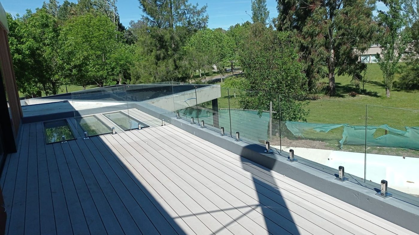 Baranda perimetral de terraza